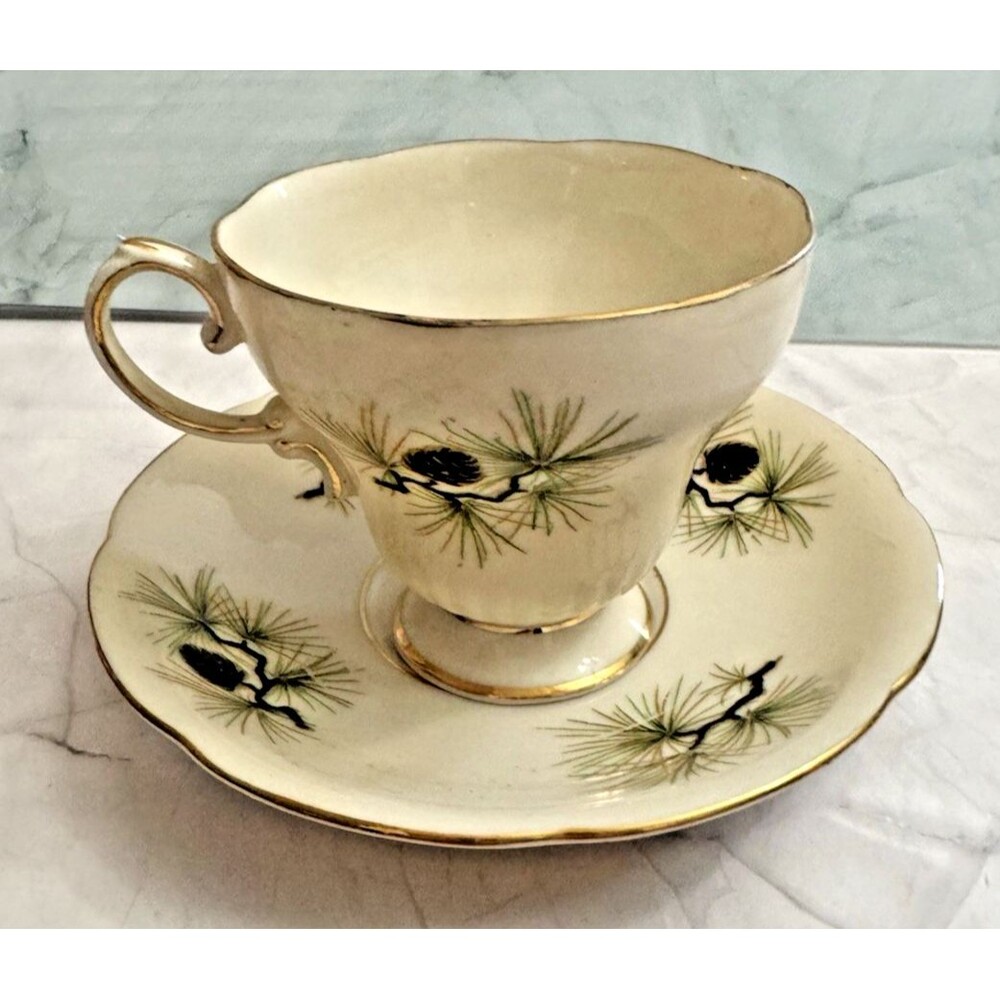 Vintage Interco Chicago Ivory China Teacup Saucer Pine Cone Gold Japan 9/98